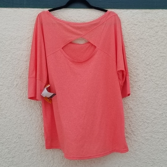 NWT C9 by Champion bright coral flowy keyhole athletic top XXL - Picture 2 of 8